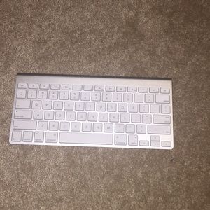 Apple wireless keyboard